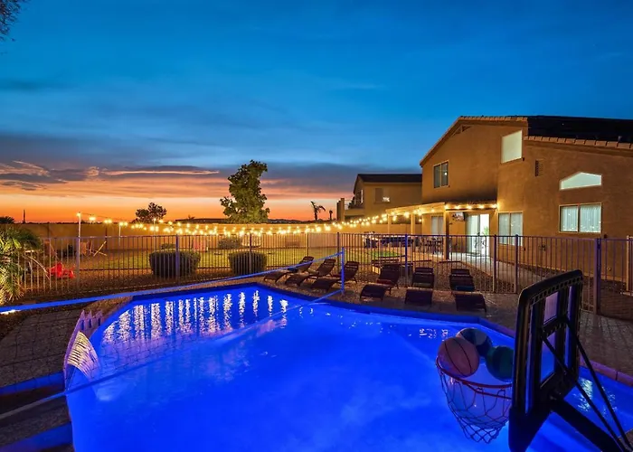 Villa Mirage Peak Manor Luxury Pool Games Hosted By Relaxtay Casa Grande